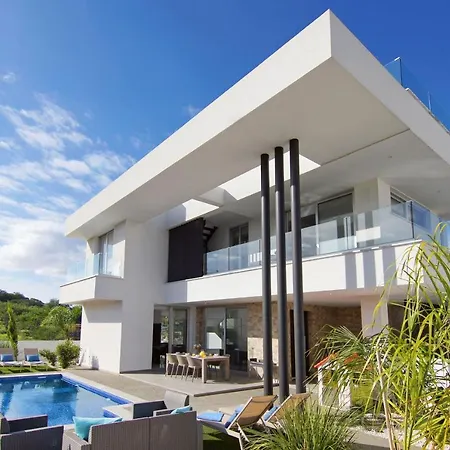 Harmonia Holiday home *